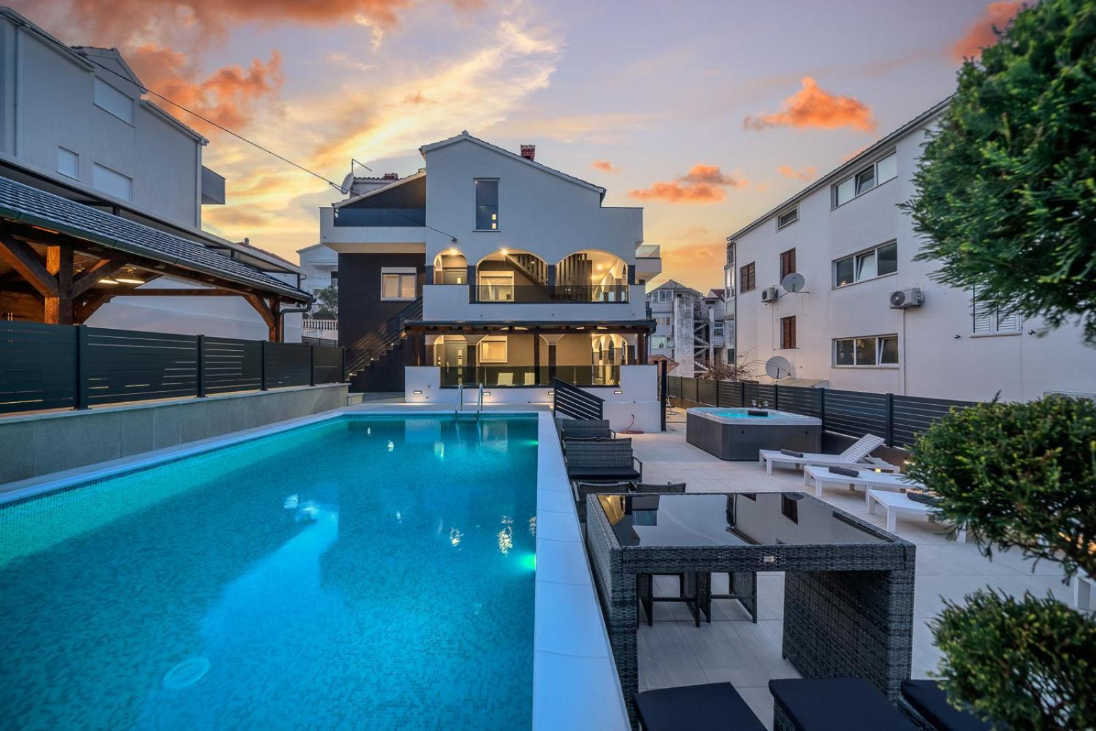 Villa Diamond Трогир Экстерьер фото